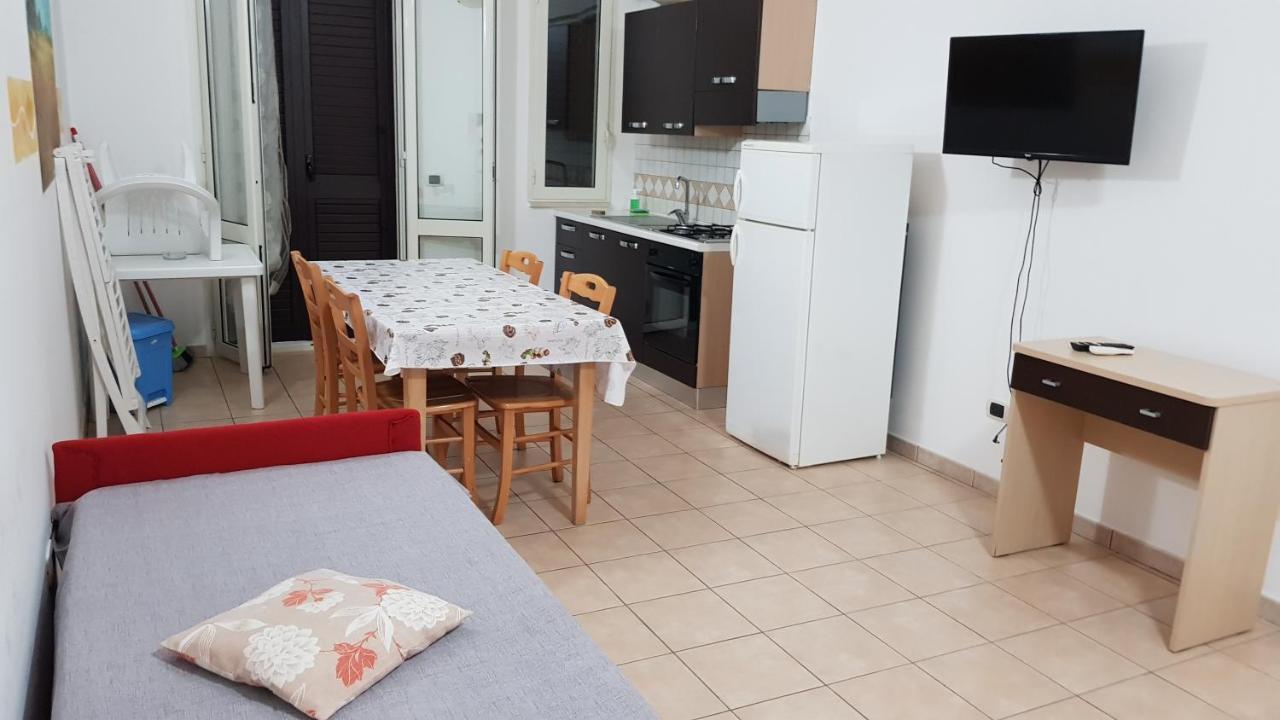 الشقق الفندقية أوترانتوفي  Catona House المظهر الخارجي الصورة