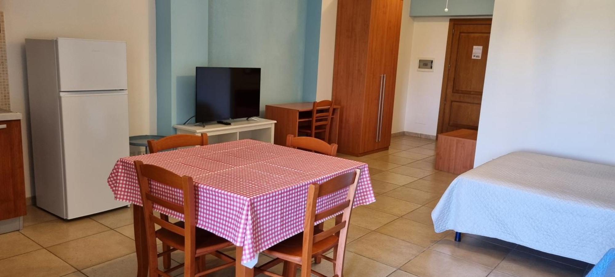 الشقق الفندقية أوترانتوفي  Catona House المظهر الخارجي الصورة