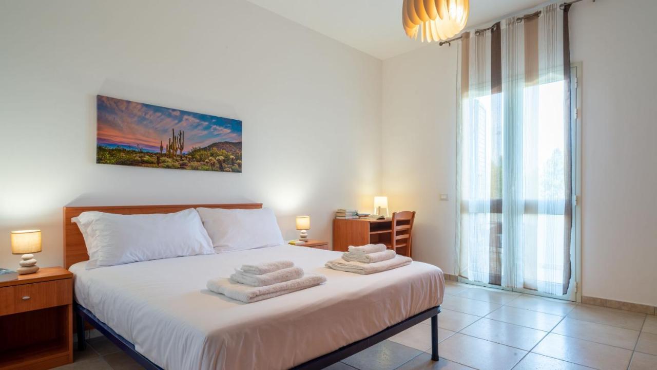 الشقق الفندقية أوترانتوفي  Catona House المظهر الخارجي الصورة